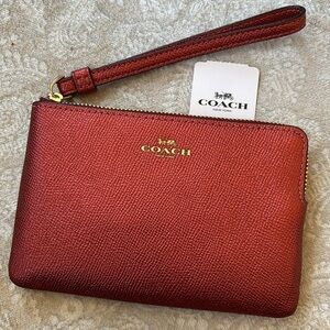 Brand New Coach Genuine Leather Wristlet Metallic Clay Red Crown Zippered Clutch